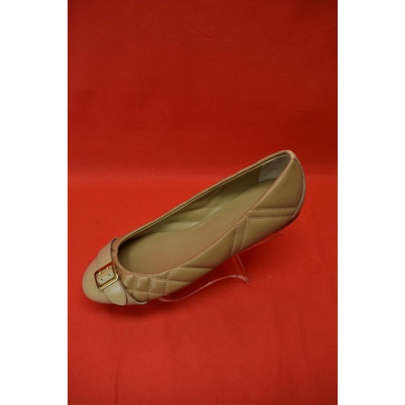BURBERRY AVONWICK BEIGE NUDE QUILTED LEATHER GOLD LOGO BUCKLE FLATS 38.5 8.5 - Picture 9 of 12